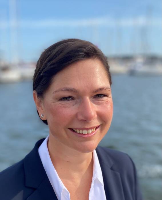 Monja Herrmann, Steuerberaterin